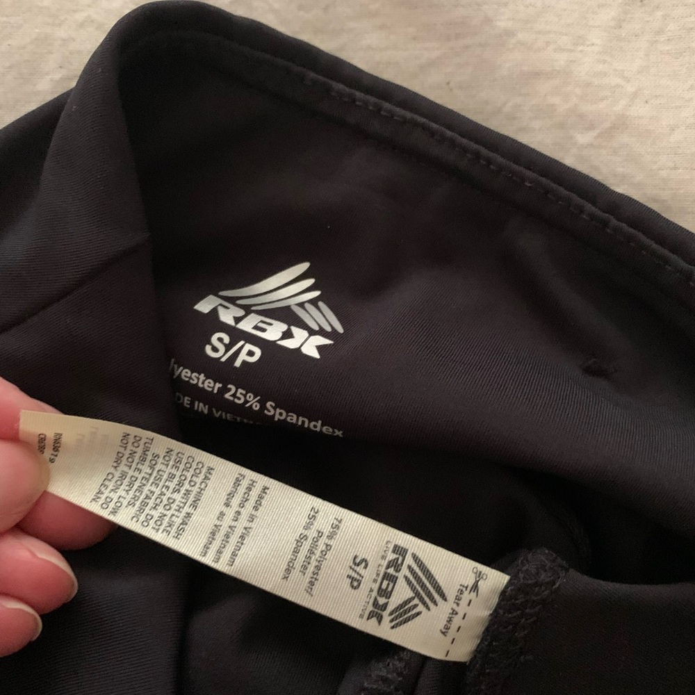 Black High-Waist Leggings RBX with pockets - Picture 2 of 7